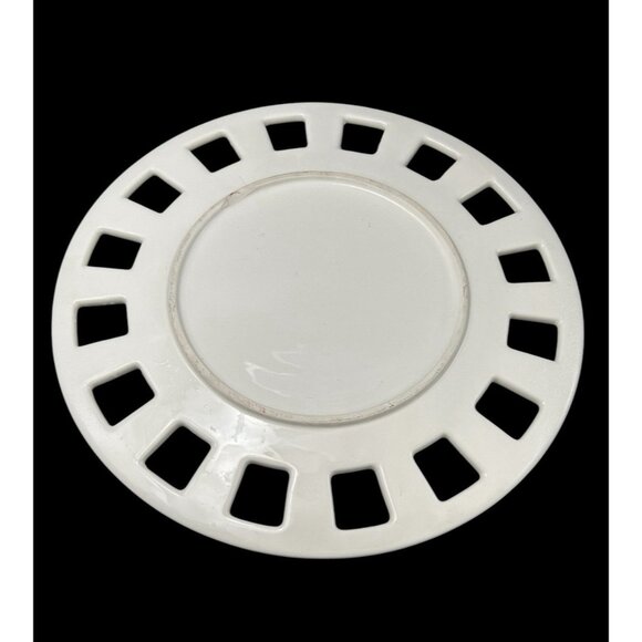 Ceramic Platter Southern Living White 12" Round Openwork Dress Me Up - Picture 4 of 7